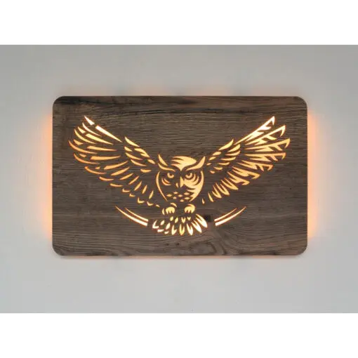 Das nach hinten offene LED-Wandbild beleuchtet die dahinterliegende Wand des Raumes und diese reflektiert das Licht ohne zu blenden.