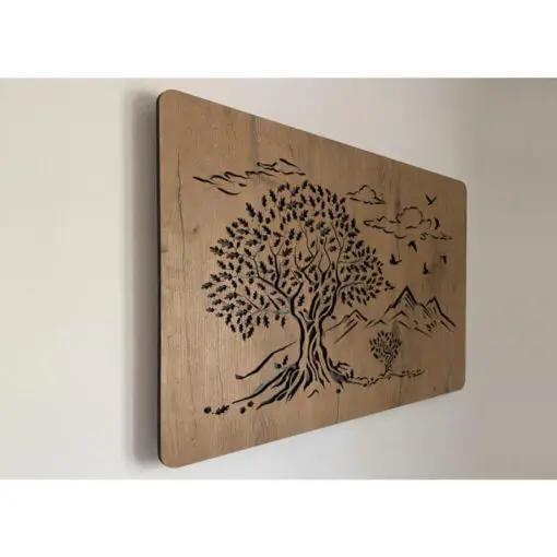 Das nach hinten offene LED-Wandbild beleuchtet die dahinterliegende Wand des Raumes und diese reflektiert das Licht ohne zu blenden.