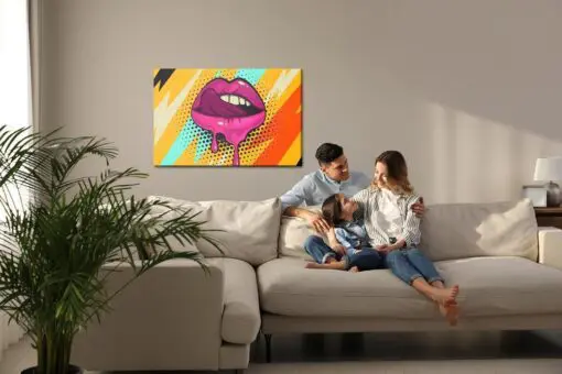 Leinwandbild Rosa Lippen Auf Farbigem Hintergrund Im Retro-Pop-Art-Stil