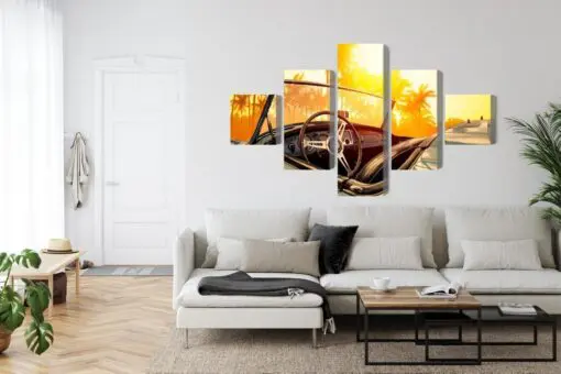 Mehrteiliges Bild Blick Vom Auto Auf Den Retro-Sonnenuntergang