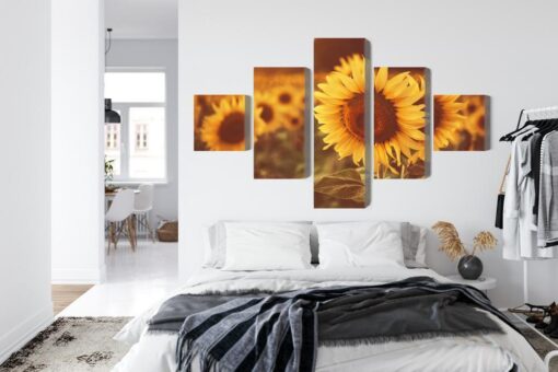 Mehrteiliges Bild Ein Feld Mit Sonnenblumen Im Retro-3D-Stil