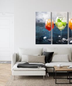 Mehrteiliges Bild Gläser Mit Sommercocktails