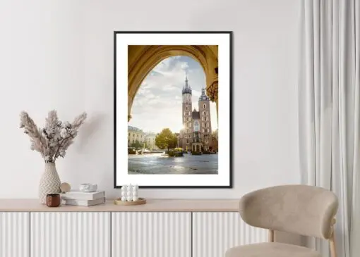 Poster Blick Von Der Tuchhalle Auf Die Marienkirche In Krakau