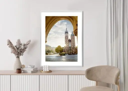Poster Blick Von Der Tuchhalle Auf Die Marienkirche In Krakau