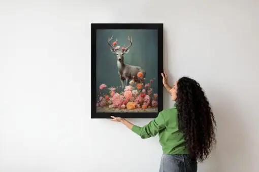 Poster Ein Hirsch Mit Geweih Und Vielen Blumen