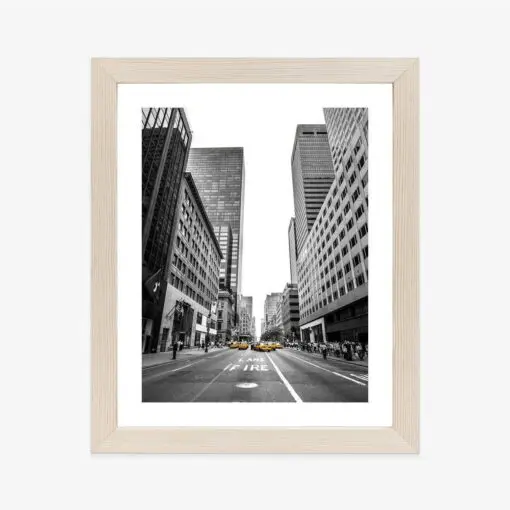 Poster Nyc Gelbe Taxis Auf Schwarz-Weißer Straße