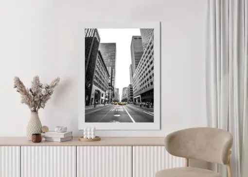 Poster Nyc Gelbe Taxis Auf Schwarz-Weißer Straße