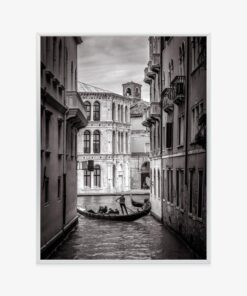 Poster Schwarz-Weiße Straße Mit Einer Gondel In Venedig