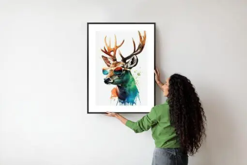 Poster Waldlichtungsstil – Hirsch Mit Sonnenbrille