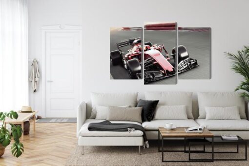 Mehrteiliges Bild Formel-1-Auto Auf Der Strecke