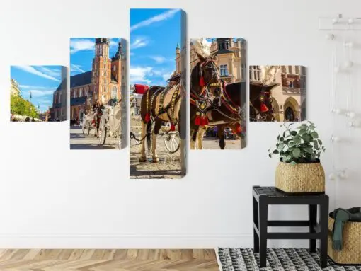 Mehrteiliges Bild Pferdekutschen Auf Dem Marktplatz In Krakau